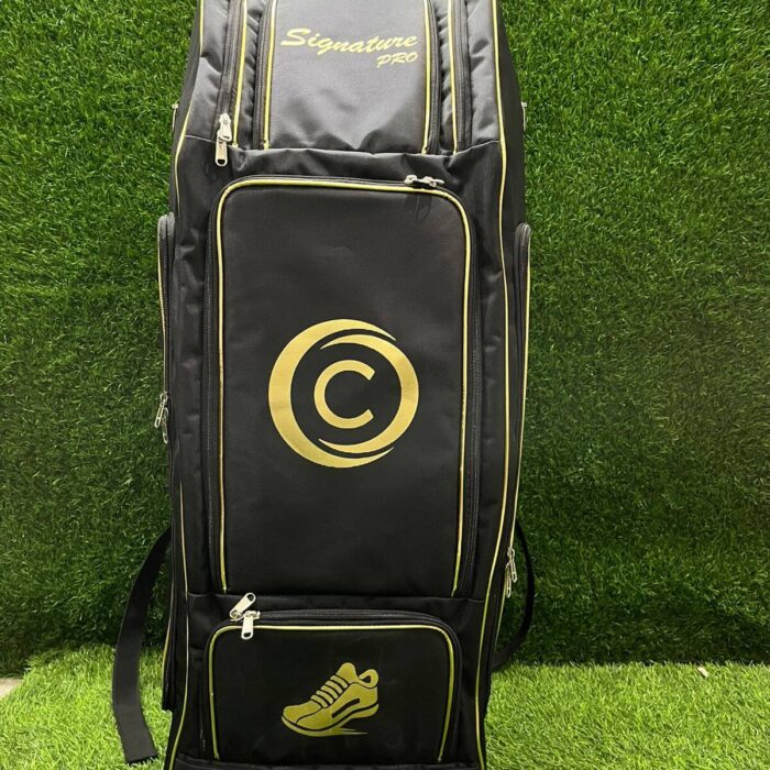 CricCounty Kit Bag - Signature Pro