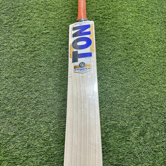 TON Reserve Edition Cricket Bat English Willow Bat - Youth size